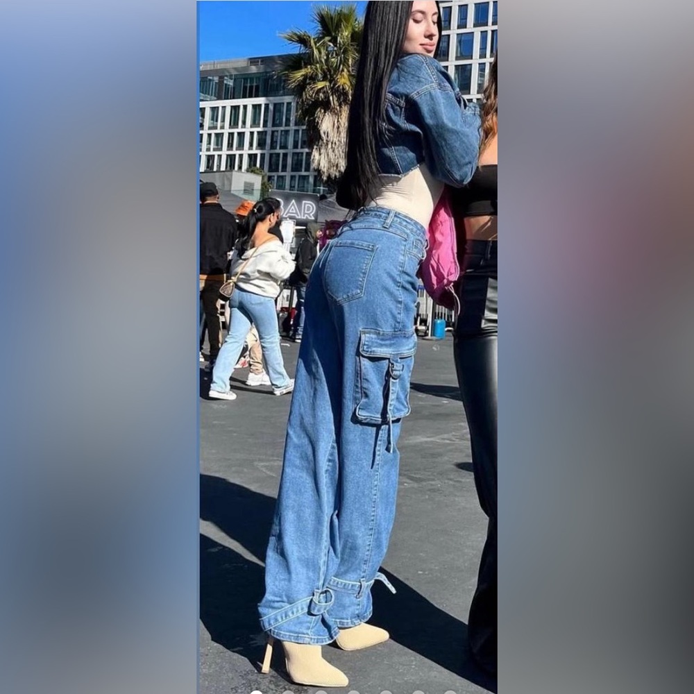Fashion Nova cargo pants size 3